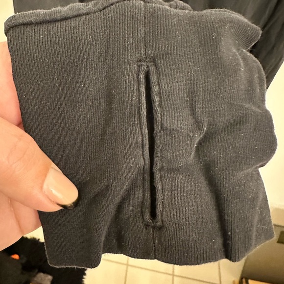 Uniqlo L Unisex hoody with thumb holes - Picture 2 of 3